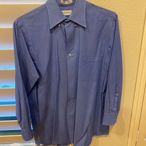 Men’s dress shirt button down